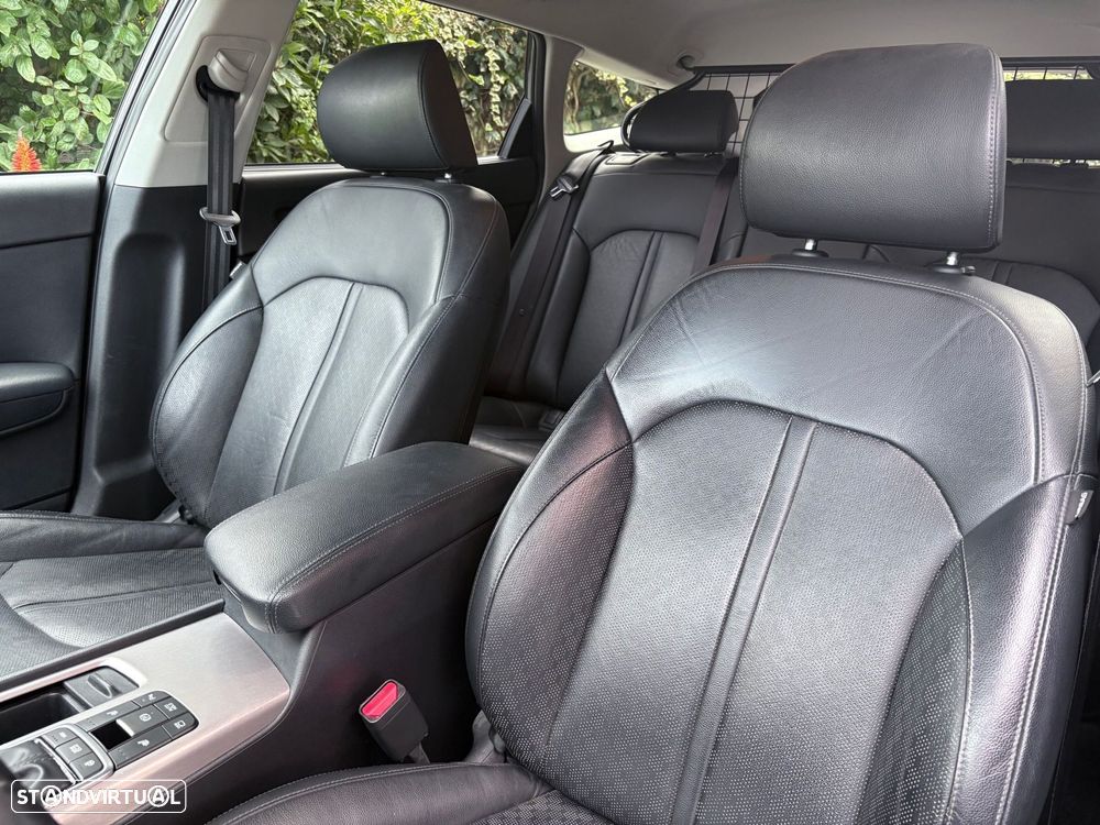 Kia Optima SW 2.0 CVVT PHEV - 38