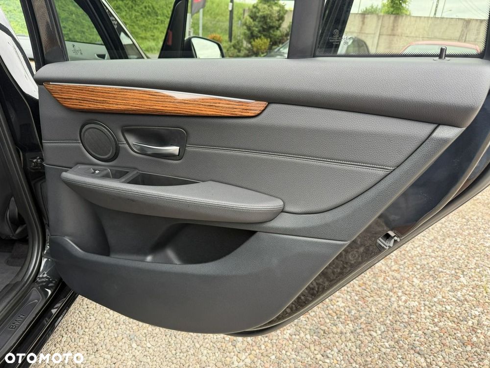 BMW Seria 2 220i Luxury Line - 19