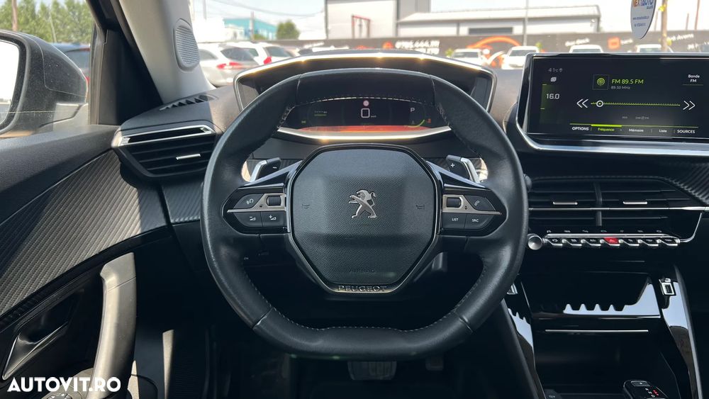 Peugeot 2008 PureTech 130 EAT8 Allure - 15