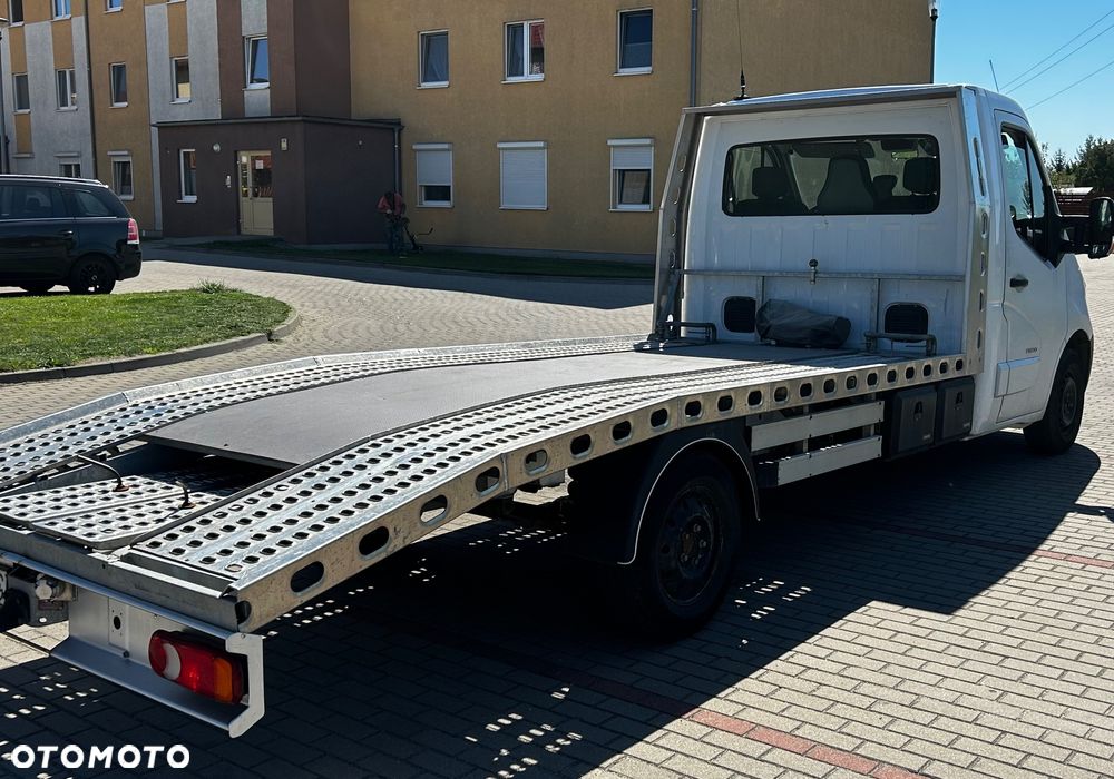 Renault Master III - 8