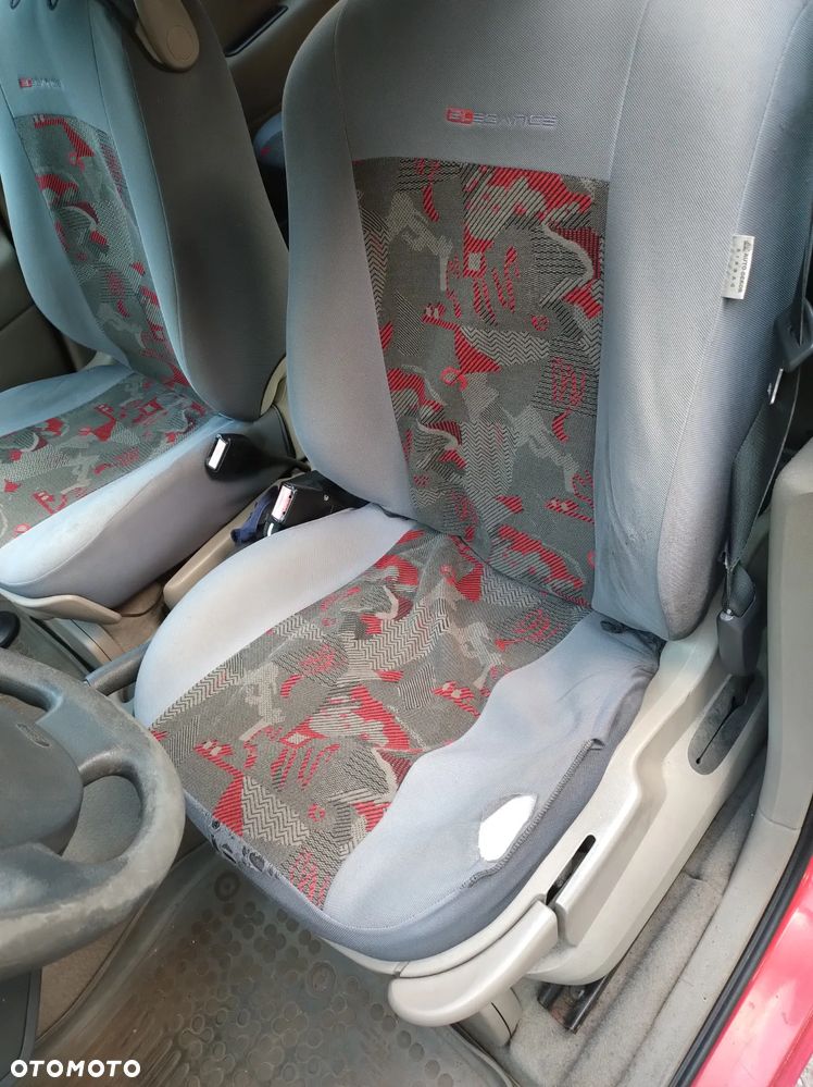 Renault Scenic 1.5 dCi Confort Authentique - 8