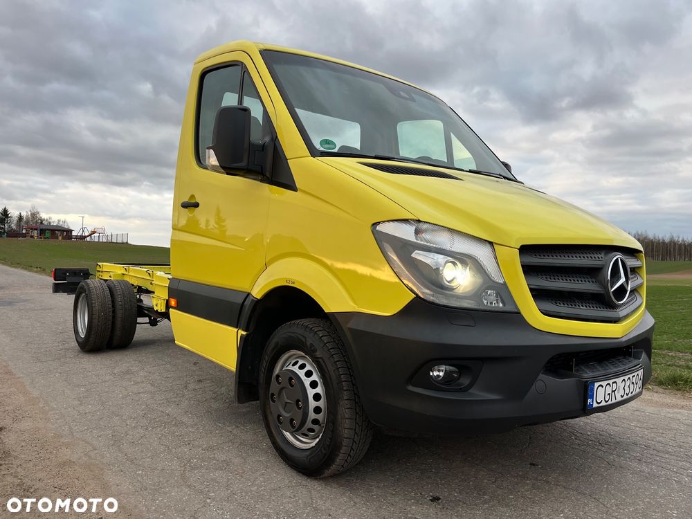 Mercedes-Benz Sprinter - 14