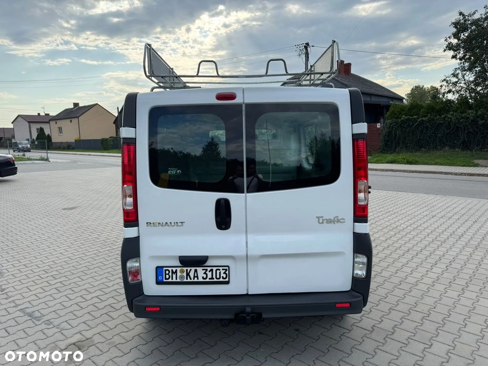 Renault TRAFIC L2H1 LONG Długi Furgon 3os. Serwis Hak Super Stan NISKI PRZEBIEG - 5