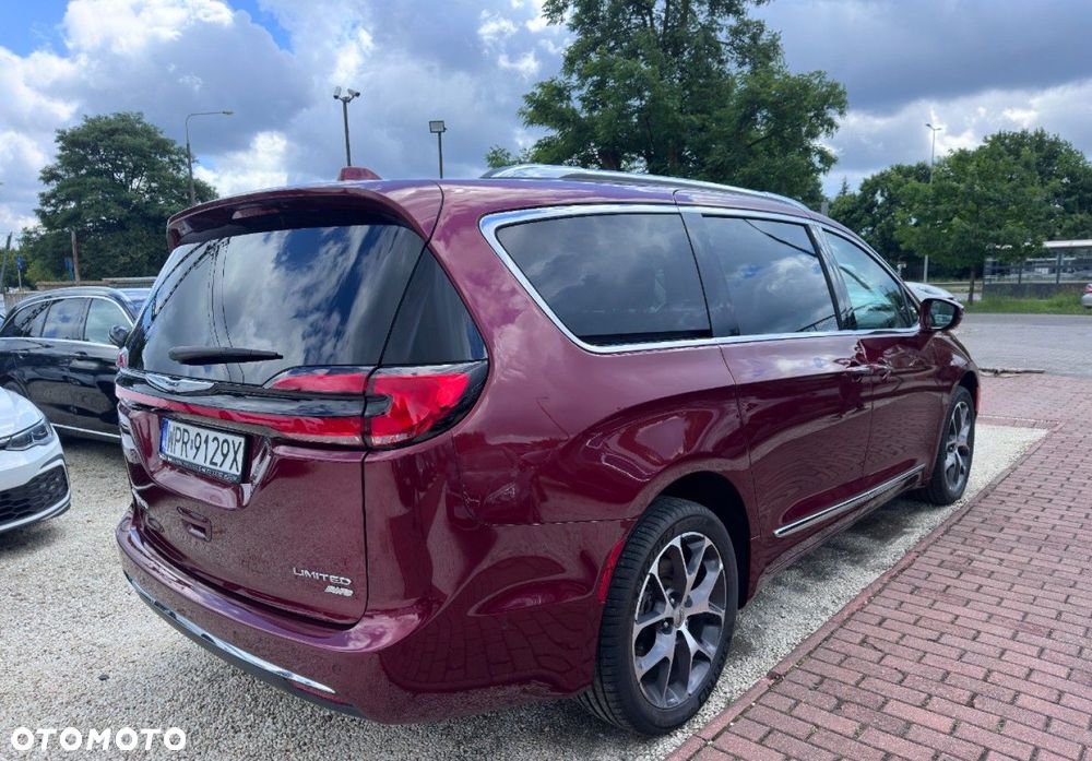 Chrysler Pacifica - 6