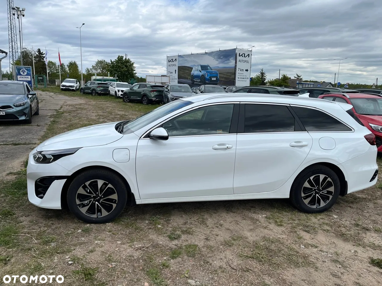 Kia Ceed 1.6 GDI PHEV L DCT - 8