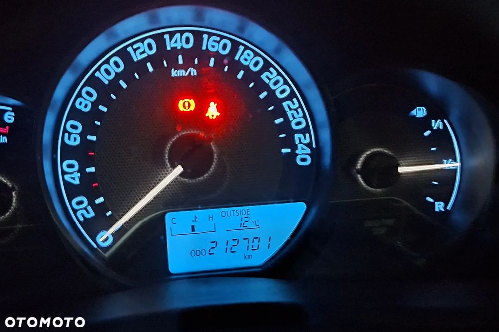 Toyota Auris 1.4 D-4D Life - 14