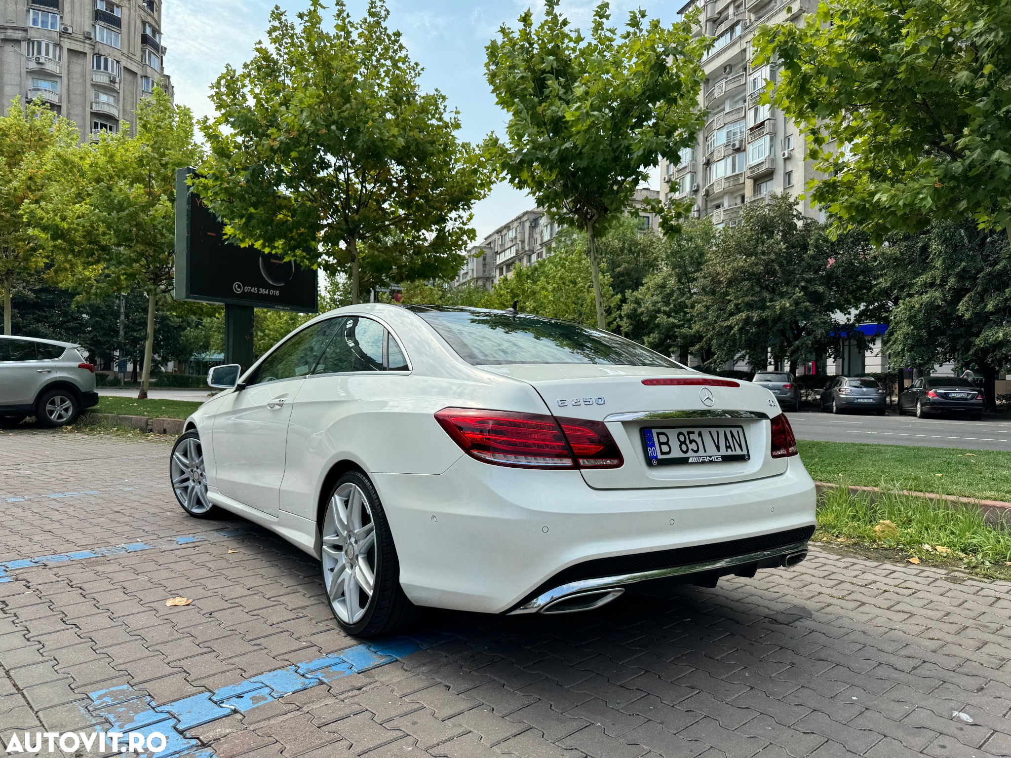 Mercedes-Benz E - 3