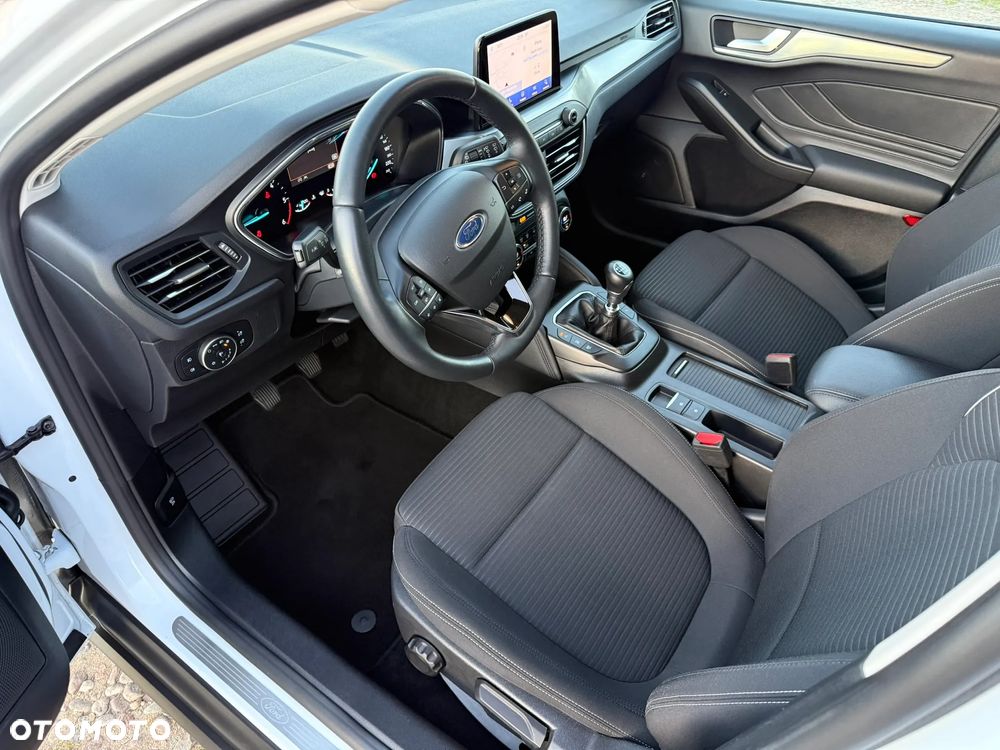 Ford Focus 1.5 EcoBlue STart-Stopp-System TITANIUM - 16