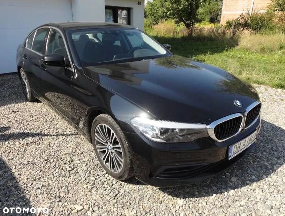 BMW Seria 5 518d Business Edition sport - 2