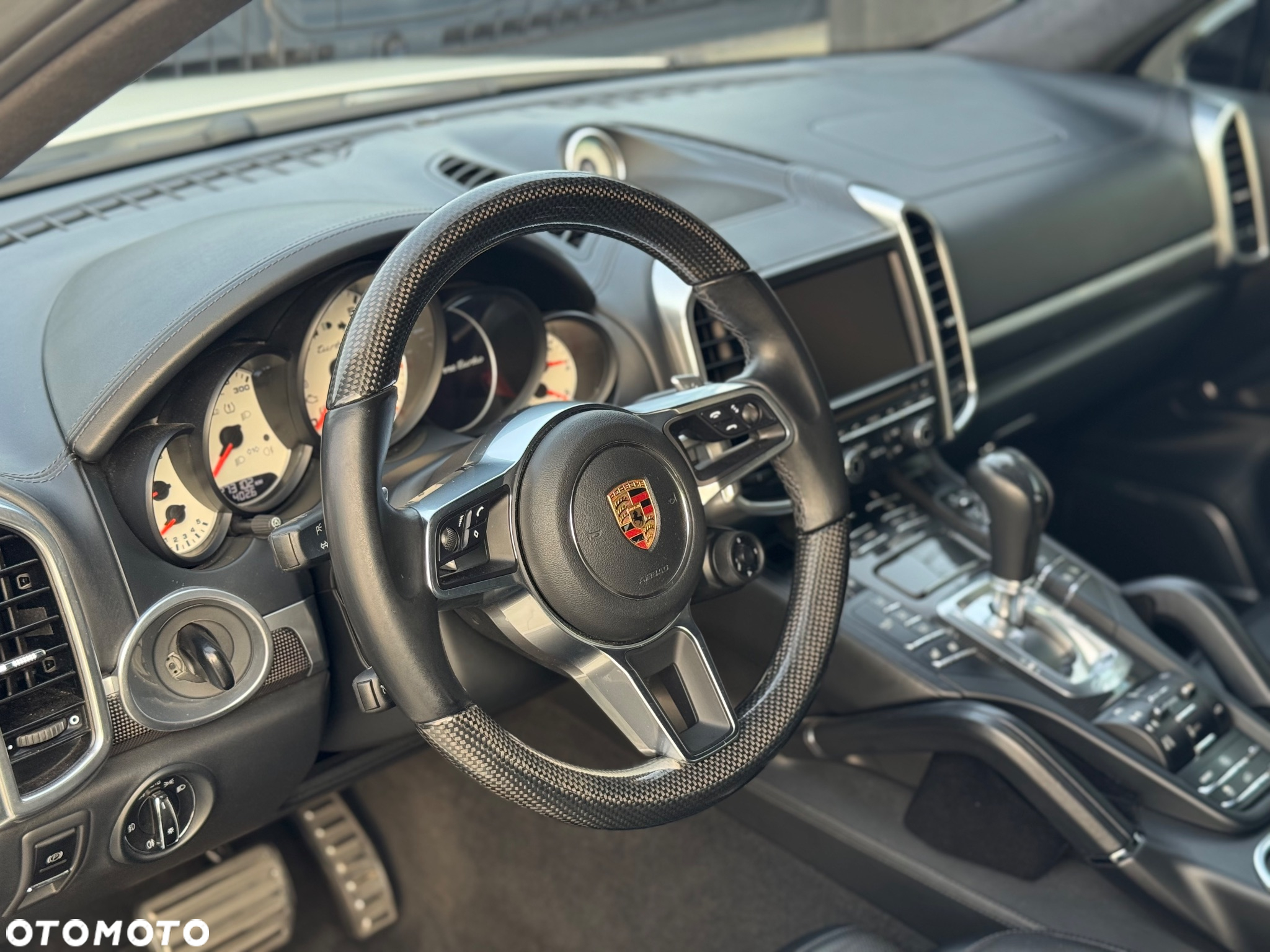 Porsche Cayenne Turbo - 15