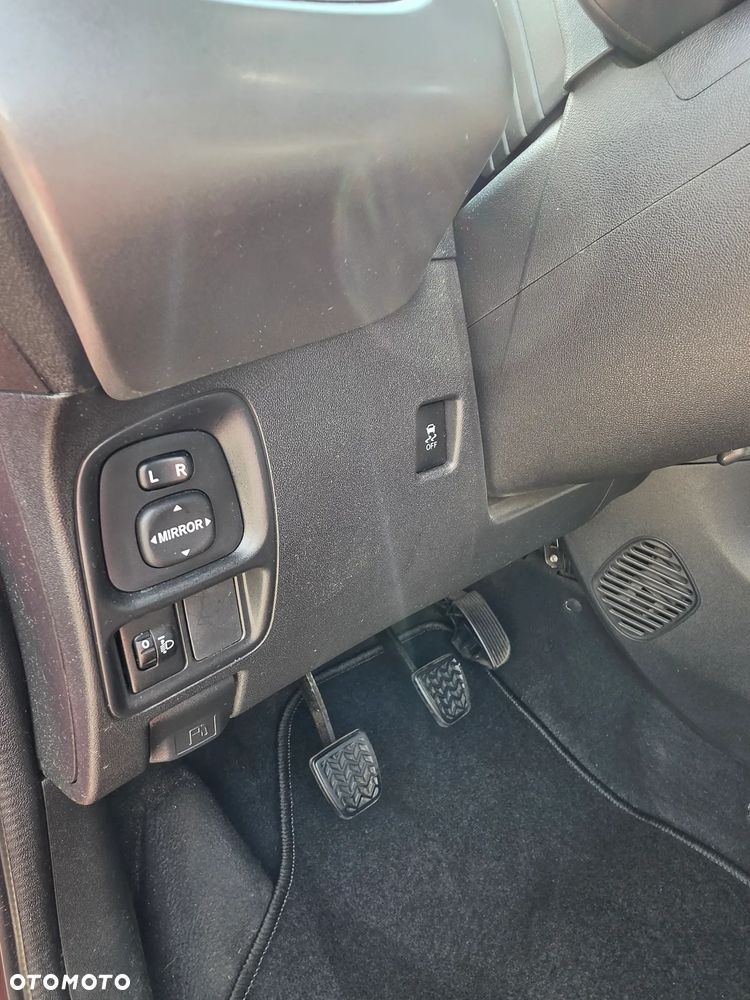 Toyota Aygo x-play touch - 19