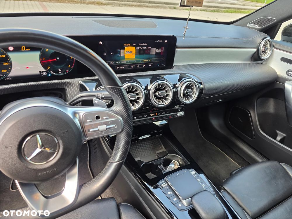 Mercedes-Benz Klasa A 200 d AMG Line 8G-DCT - 14