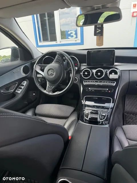 Mercedes-Benz Klasa C 200 4-Matic 7G-TRONIC - 4