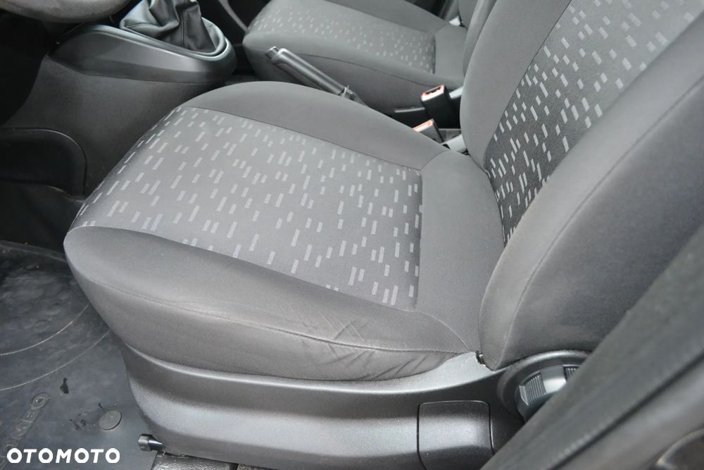 Opel Combo - 13