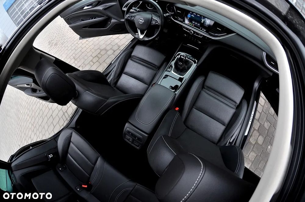 Opel Insignia 2.0 CDTI 4x4 Innovation S&S - 18