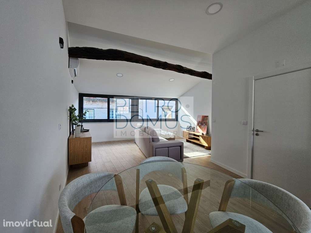 MORADIA NOVA COM TERRAÇO EM MELO - Grande imagem: 3/25