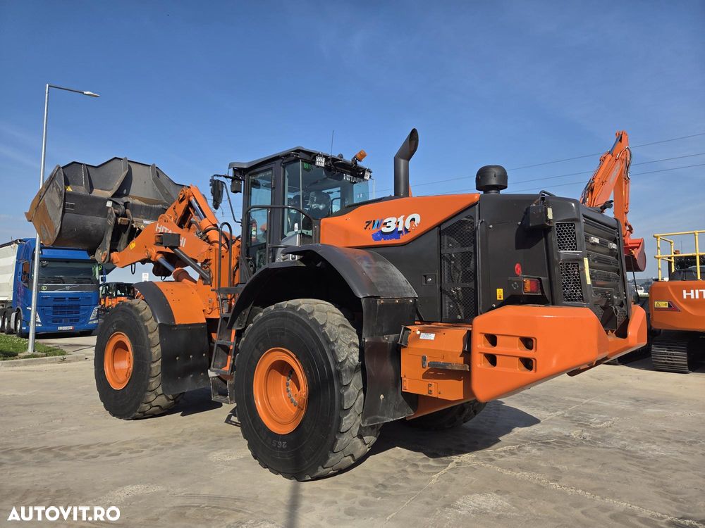 Hitachi ZW310-6, 2020, 6.209ore, CUPA 5mc, CUPLA RAPIDA, virare cu JOYSTICK, Masa operationala 28tone, anv MICHELIN 70%-ok, Gresare automata, camera spate, CANTAR, aer conditionat, STARE FOARTE BUNA, computer romana, posibil leasing 4 ani-PROMOTIE 119.500Eur - 16