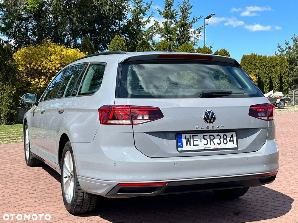 Volkswagen Passat 2.0 TSI Business DSG - 17
