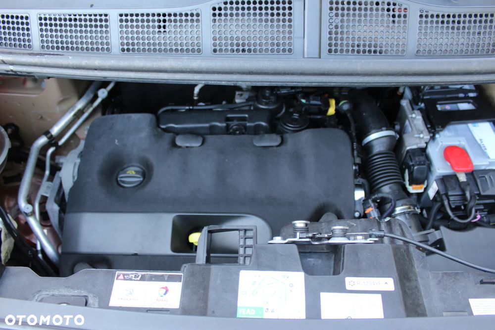 Peugeot Traveller L2 2.0 EAT8 Active - 22