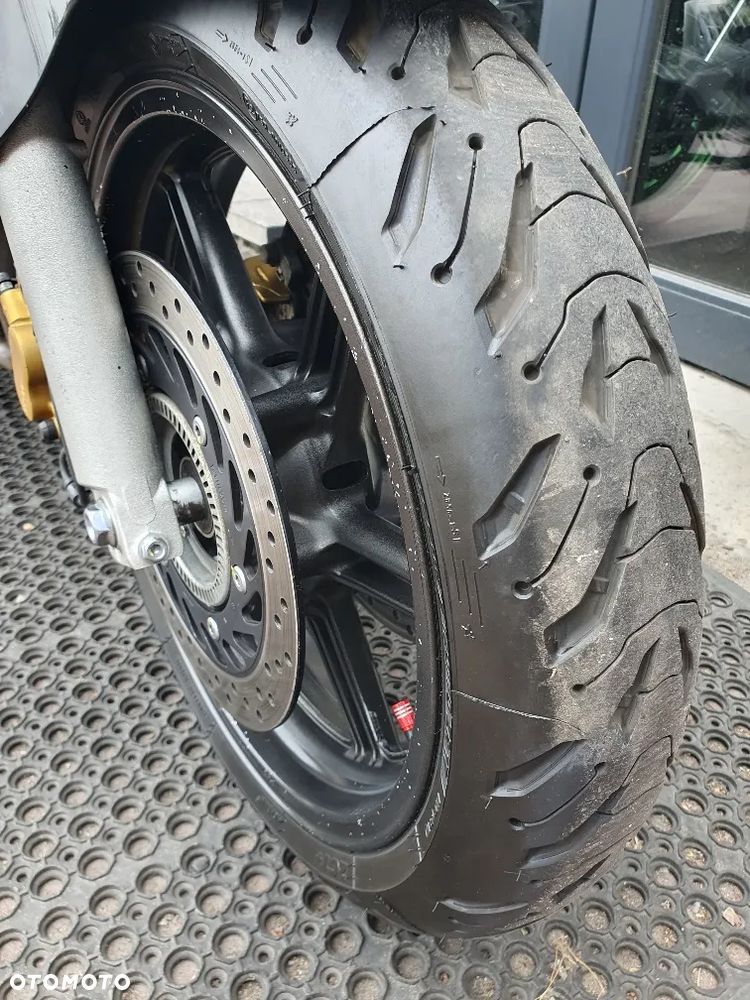 Honda CBF - 22