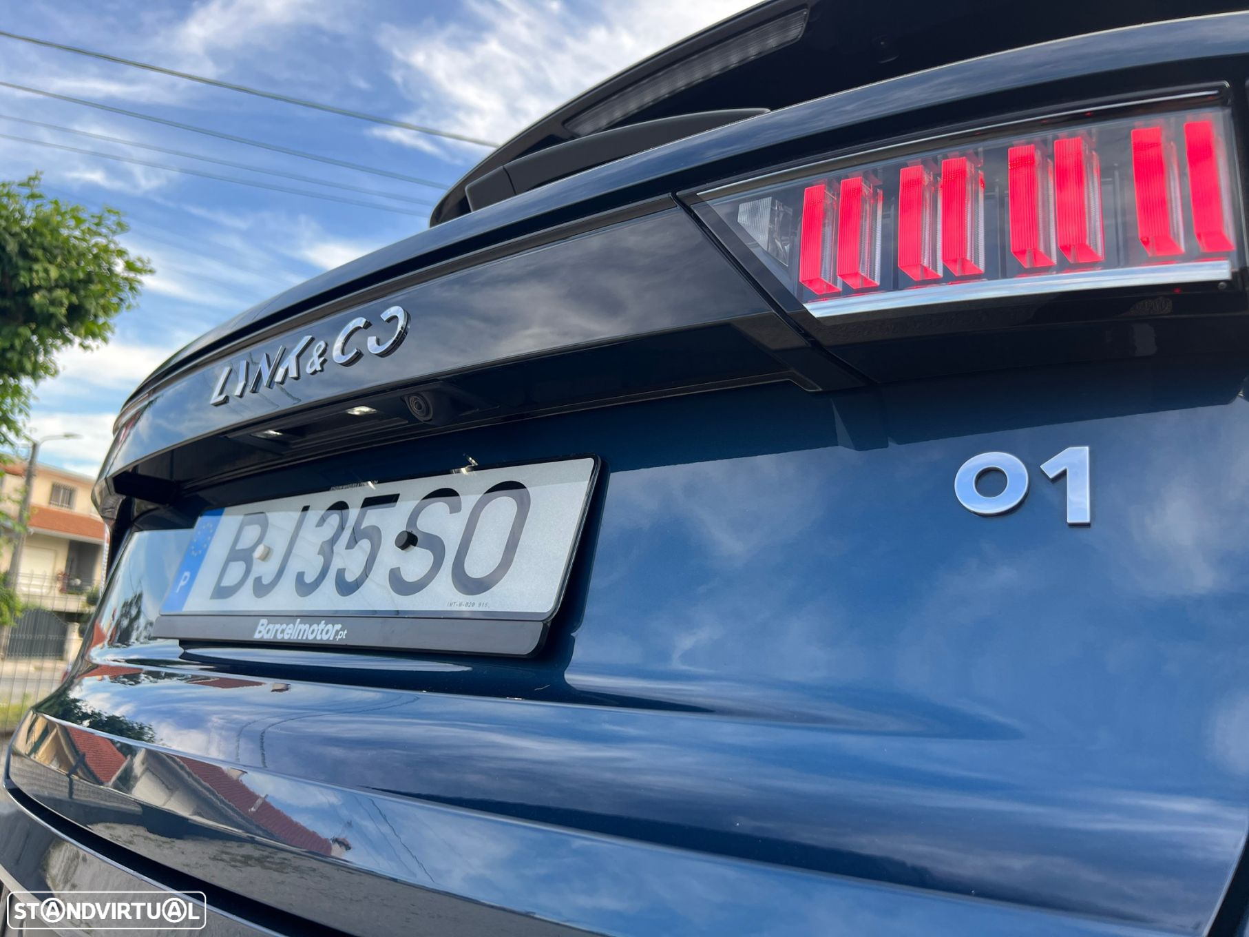 Lynk & Co 01 - 16