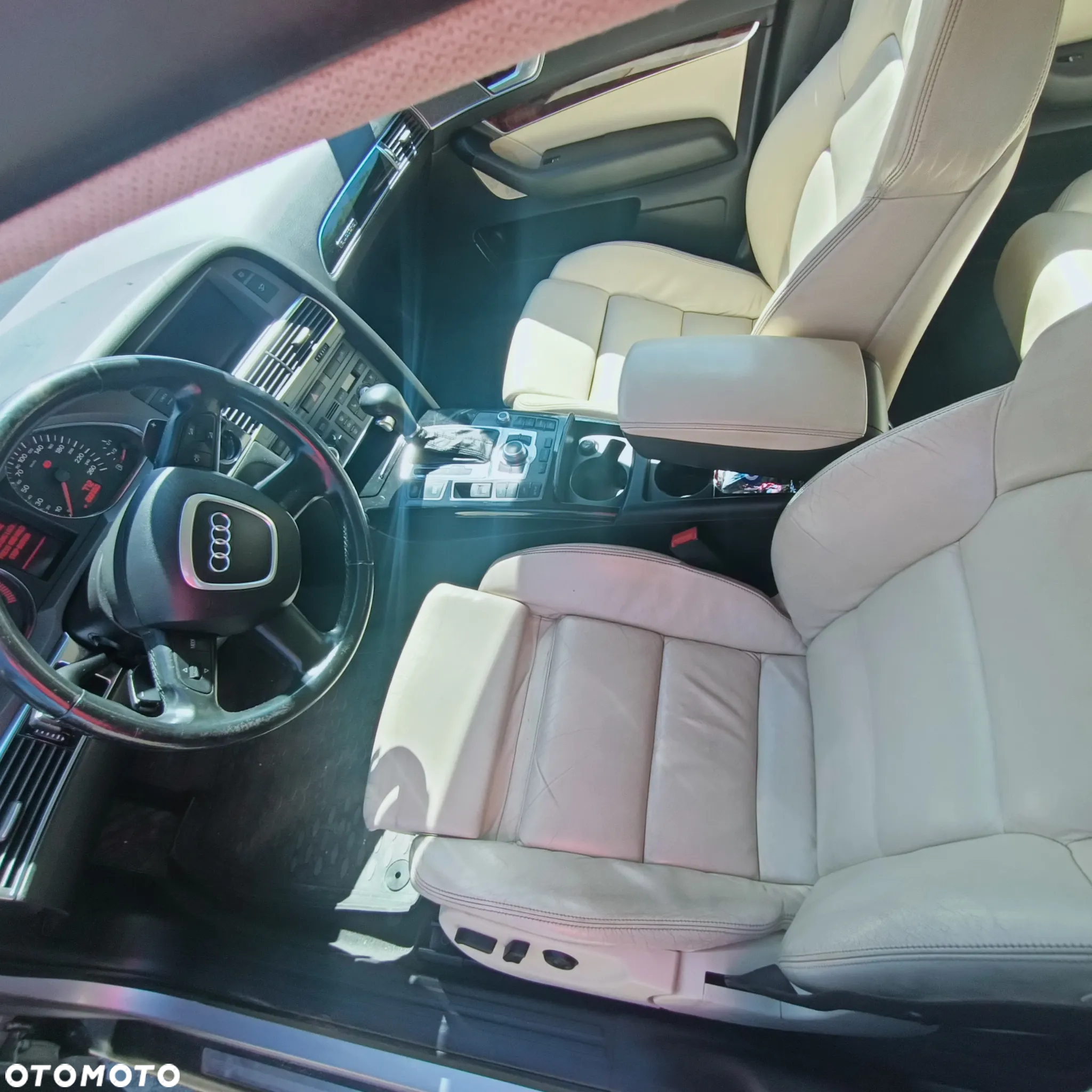 Audi A6 - 4