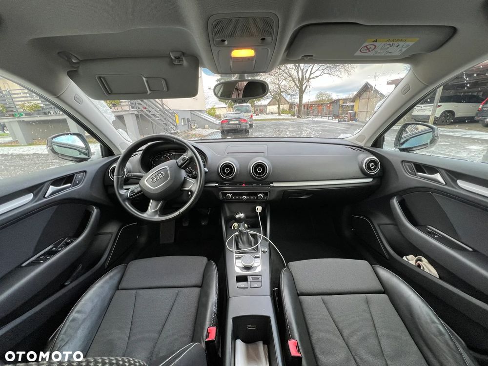 Audi A3 Sportback - 12