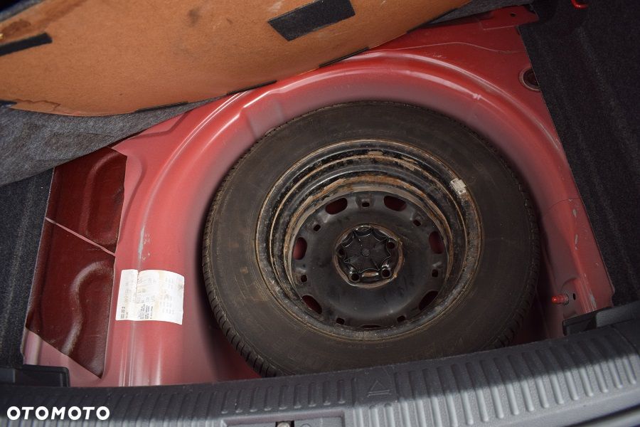 Volkswagen Polo - 11