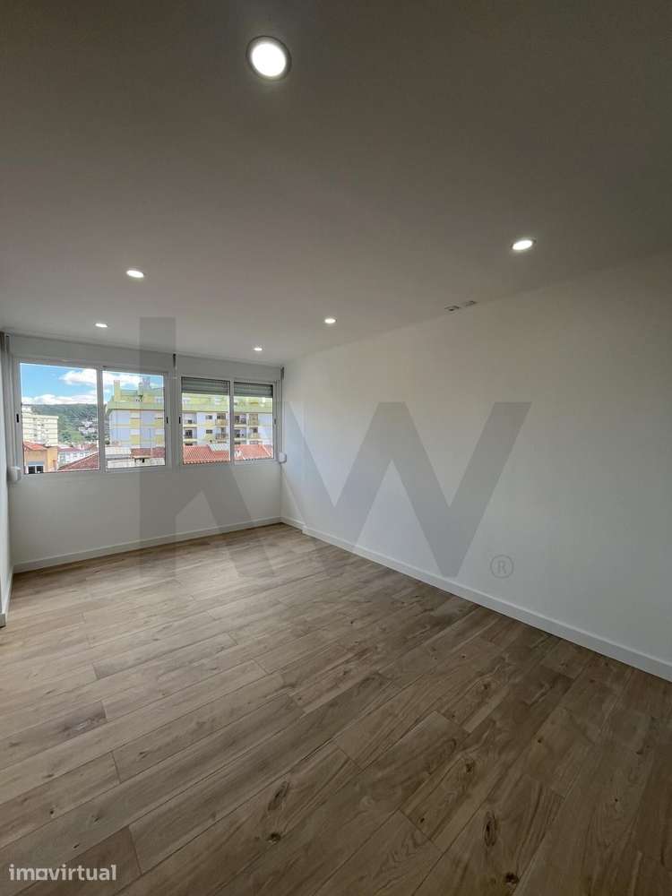 T3 Remodelado Odivelas Oferta da Escritura