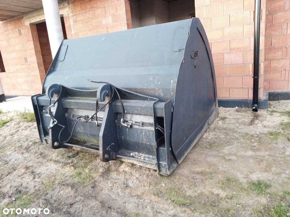 Łycha do ładowarki wysokiego załadunku Volvo do zrąbki, drewna, śmieci fadroma Volvo L220 L180 L150 L120 - 4