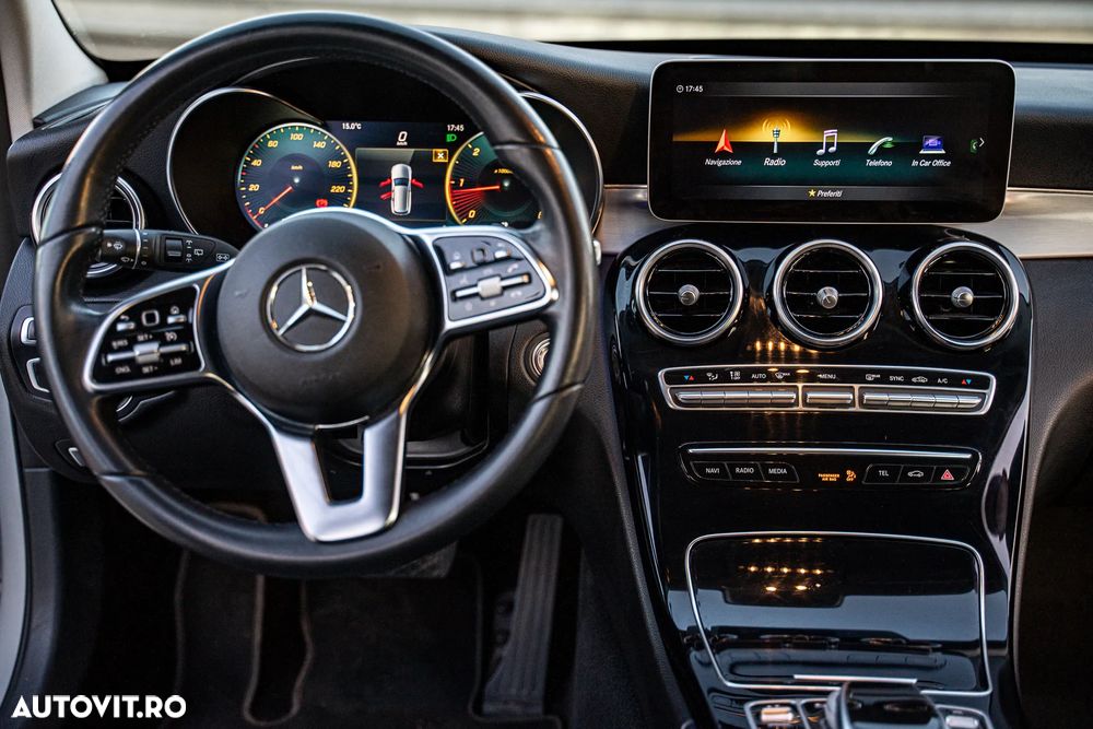 Mercedes-Benz C 220 d T 9G-TRONIC AMG Line - 10