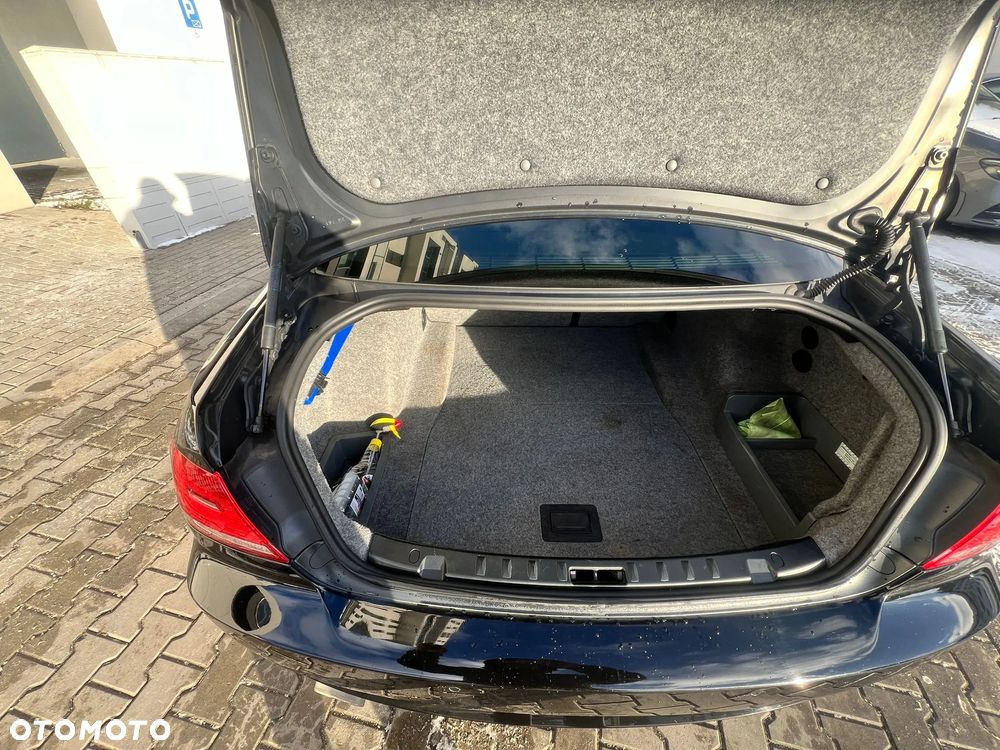 BMW Seria 3 320i - 26