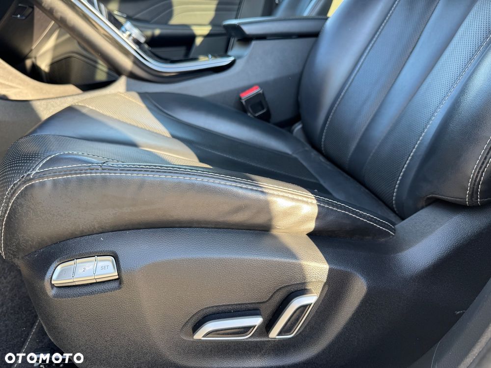 MG Marvel R Luxury - 10