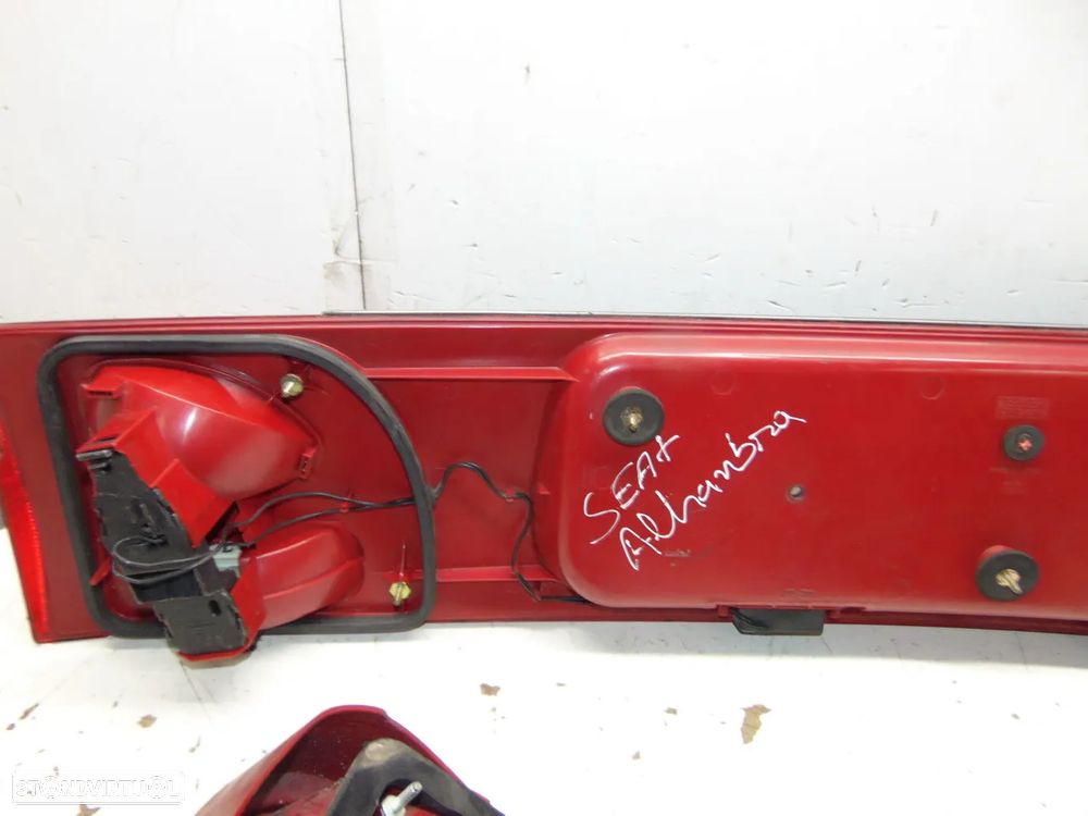 Seat Alhambra farolins/placa refletora - 17