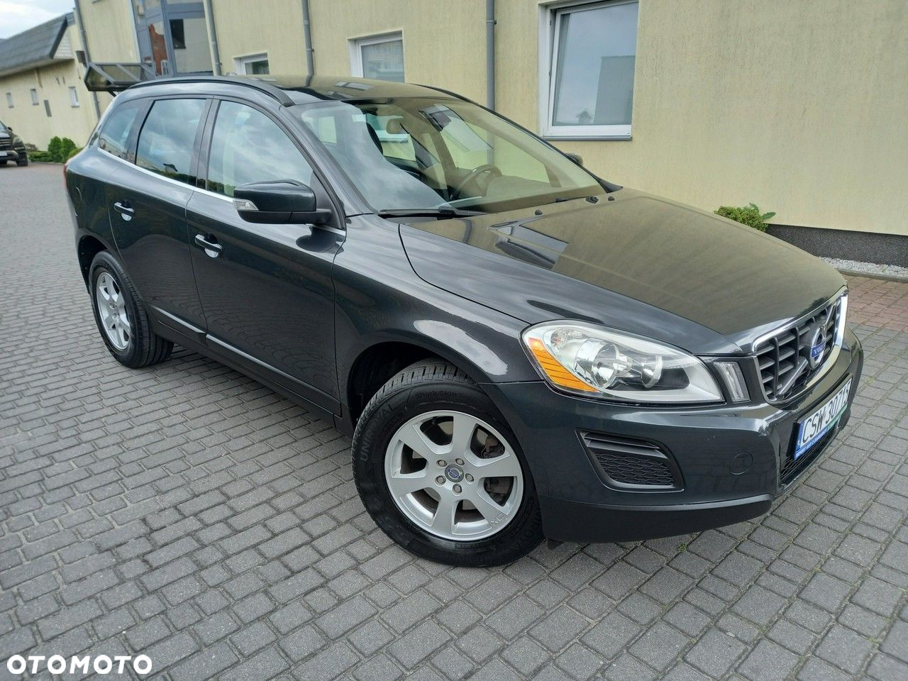 Volvo XC 60 D4 Geartronic Momentum - 8