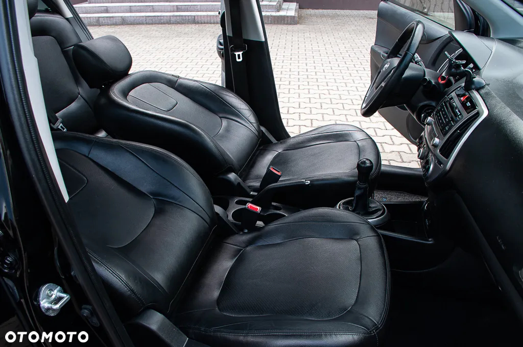 Hyundai i20 1.25 Wersja Jubileuszowa - 31