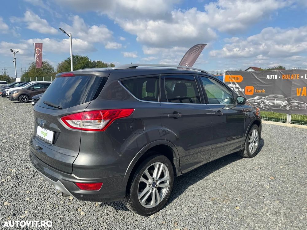 Ford Kuga 2.0 TDCi 4x4 Aut. Individual - 4