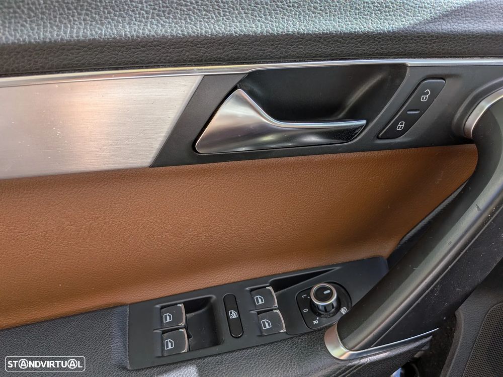 VW Passat Variant 1.6 TDI BlueMotion Comfortline - 20