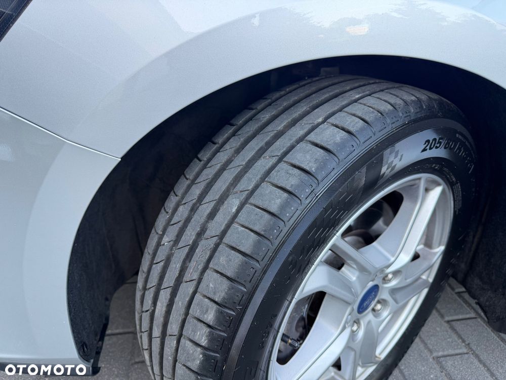Ford Focus 1.5 TDCi DPF Start-Stopp-System Trend - 27