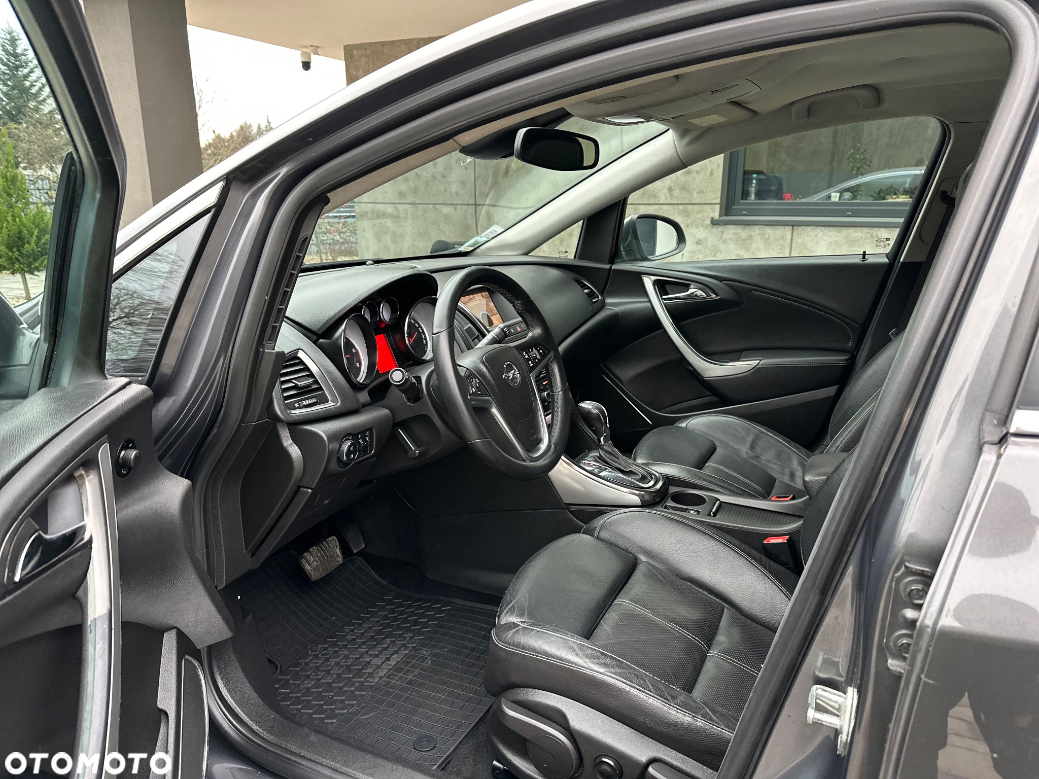 Opel Astra IV 2.0 CDTI Cosmo - 17