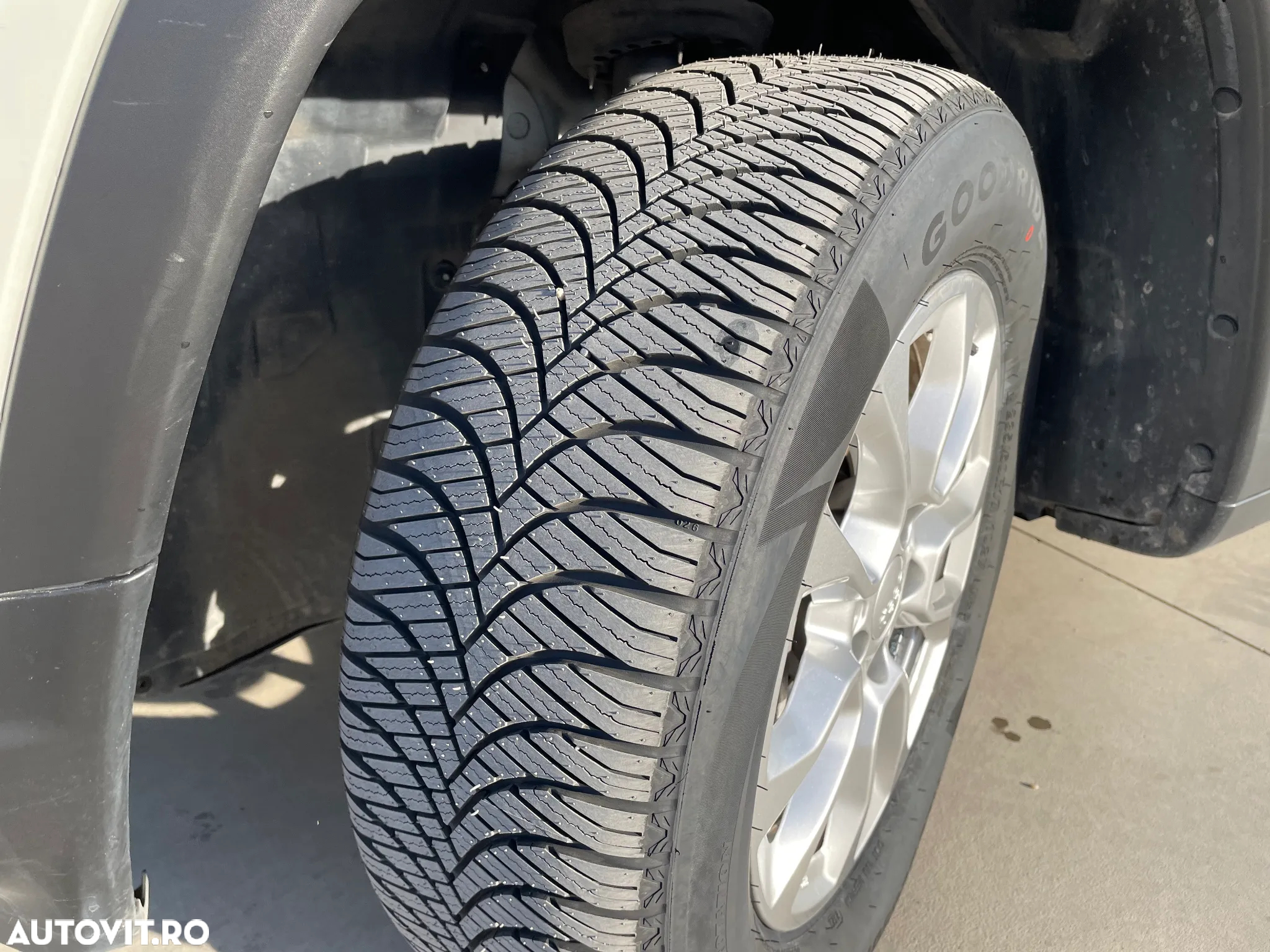 Jeep Compass - 5