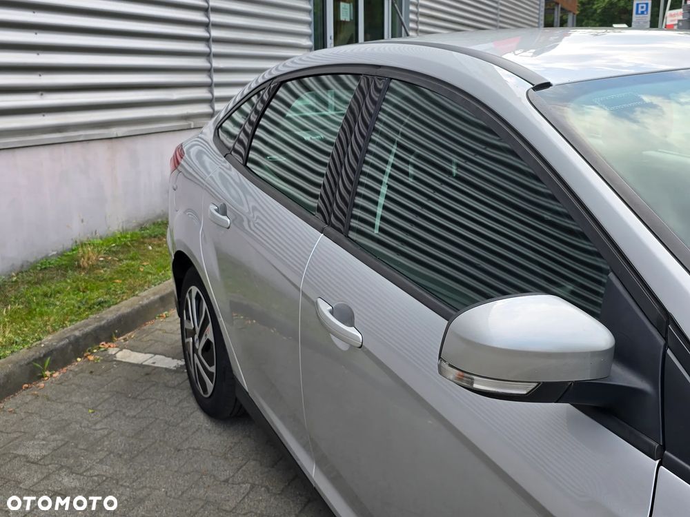 Ford Focus 1.6 Gold X - 24