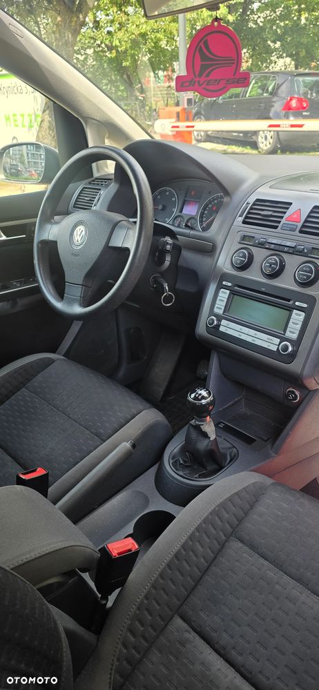 Volkswagen Touran 1.9 TDI Highline - 5