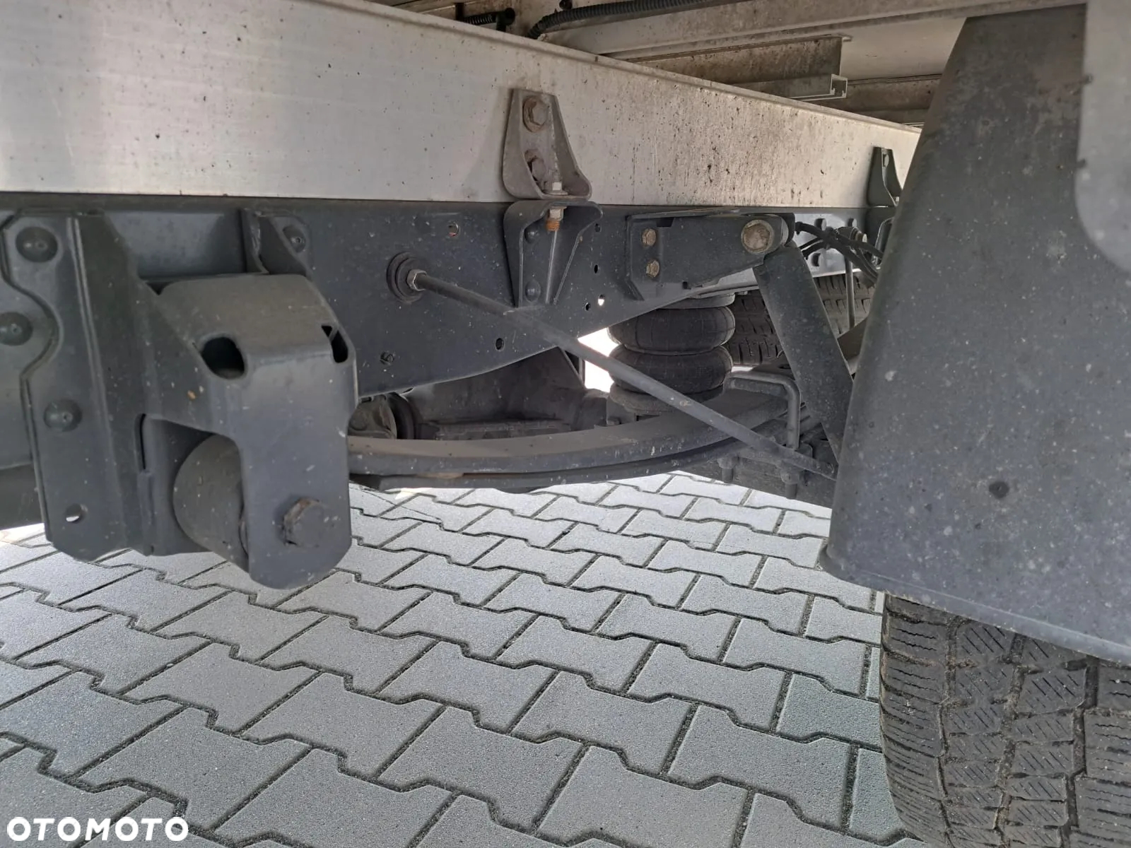 Iveco 35S18 Międzynarodówka Podnoszony Dach Poduszki Pomocnicze Silnik 3L 180K 10EP - 13
