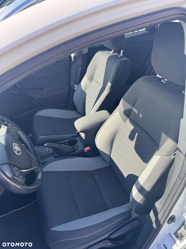 Toyota Auris Hybrid 135 Prestige - 7