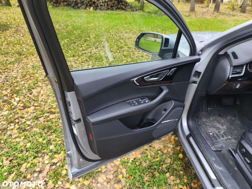 Audi Q7 3.0 TFSI Quattro Tiptronic - 18