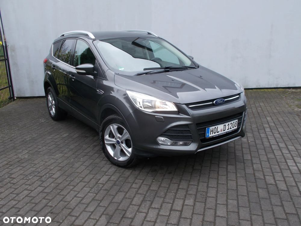 Ford Kuga - 1