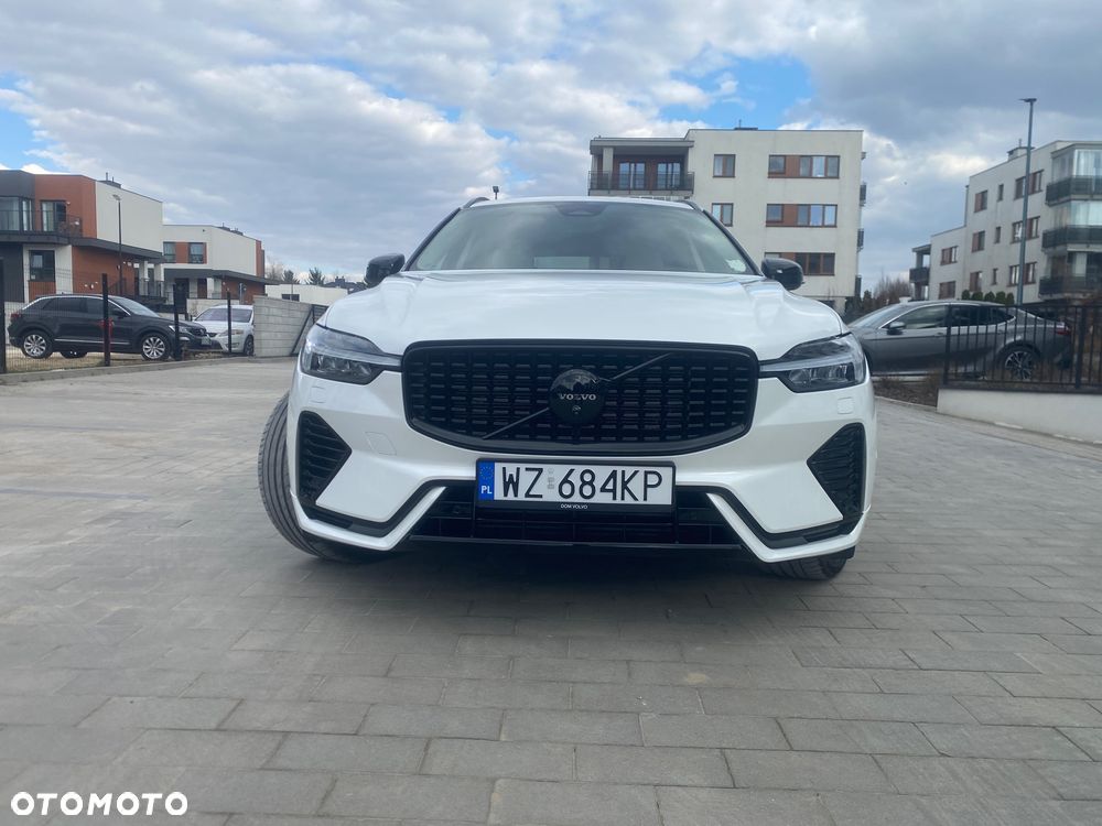 Volvo XC 60 T8 Plug-In Hybrid AWD Ultimate Black Edition - 5