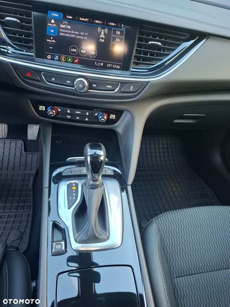 Opel Insignia CT 1.5 T Exclusive S&S - 20