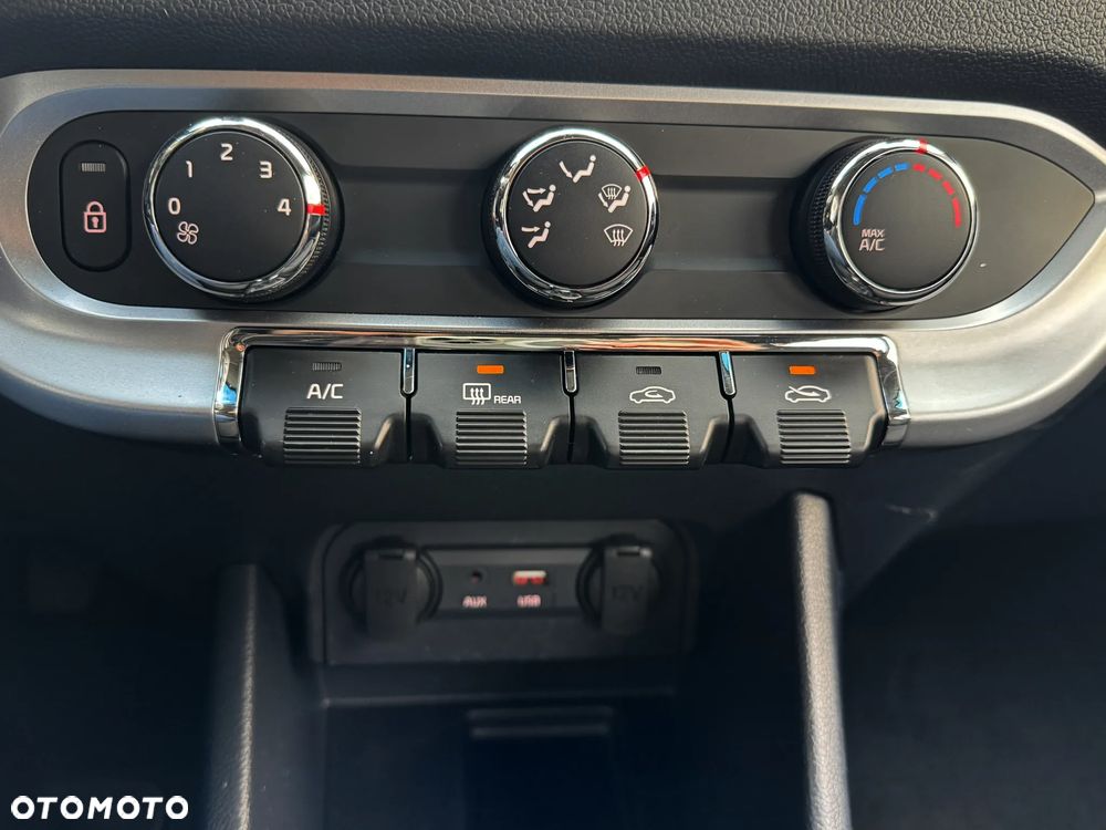 Kia Rio 1.2 Edition 7 - 13